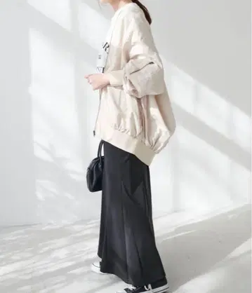 Discoat 아이보리 MA-1 자켓