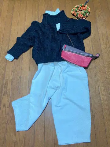 [ 미사용 새상품 ] 리브라 큐 Libra Cue 로우게이지 니트