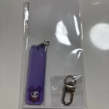 TWICE 팝업 명찰 서브리