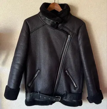 [ ZARA ] 블랙 가죽 라이더 자켓