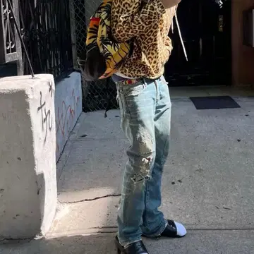 brrrsos studded denim