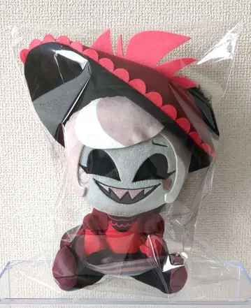 해즈빈 호텔에 어서 오세요 앉은 봉제 인형 로지