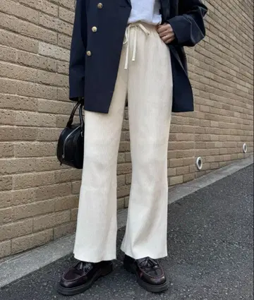 화이트 와이드 팬츠 S/M 사이즈