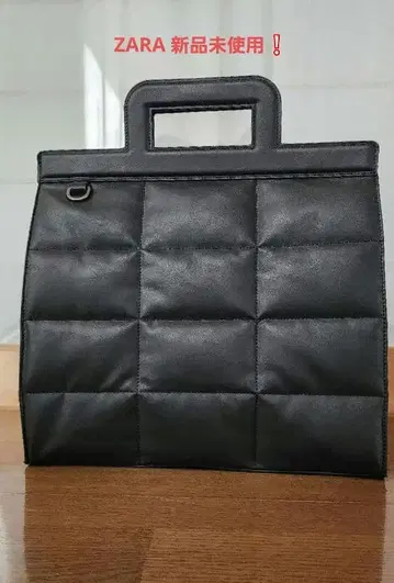 ZARA 블랙 퀼팅 토트백
