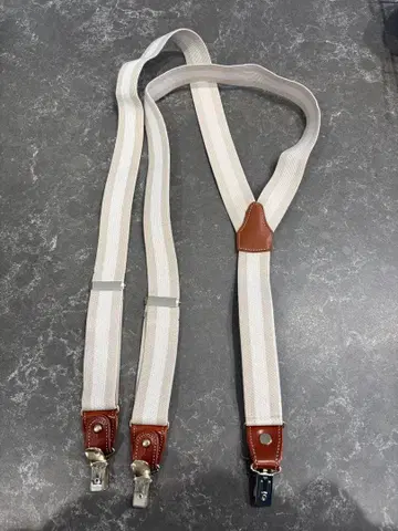 [ 새상품급 ] 화이트 스트레치 Y자형 서스펜더