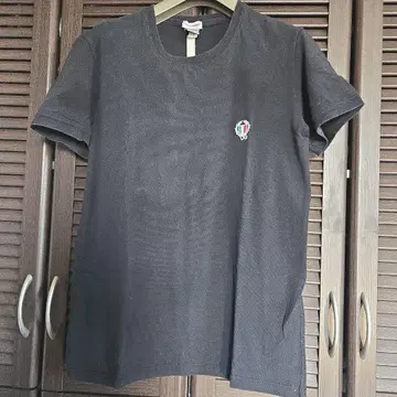 D&G 블랙 티셔츠 엠블럼 부착, 돌체앤가바나