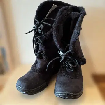 블랙 스웨이드 어그 부츠