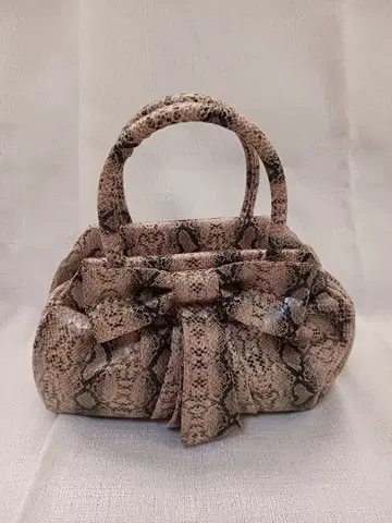 사만사 베가 백