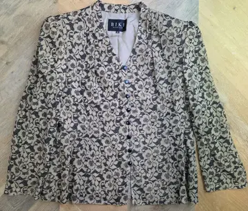 BIKI 꽃무늬 노카라 자켓 42 피코네 새상품급 y25