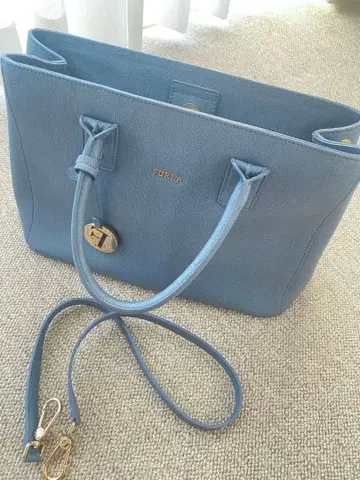 FURLA 훌라 핸드백 토트백 가죽 블루