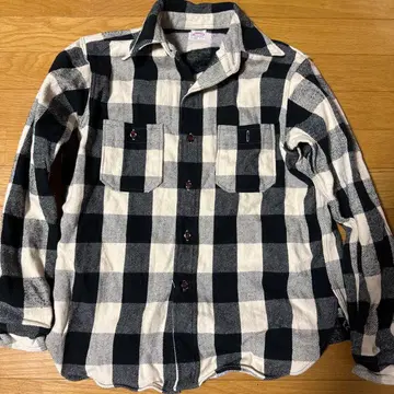 WAREHOUSE 블랙/화이트 체크 플란넬 셔츠 L 사이즈