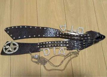 d.i.a 스타 버클 벨트