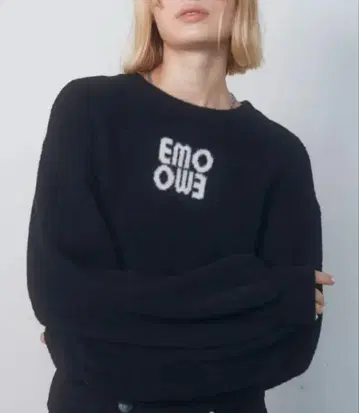 EMODA 자카드 로고 니트 블랙