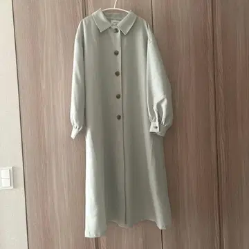 미사용 새상품 사만사 모스모스 블루 롱 코트