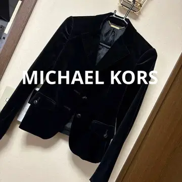 MICHAEL KORS 블랙 벨벳 자켓