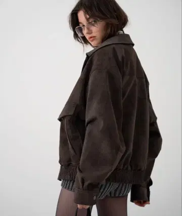 [ 미사용 새상품 ] JUEMI 빈티지 라이크 매트 블루종