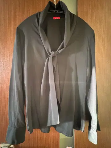 altea 블랙 리본 셔츠 실크 90% 사이즈 X S 이탈리아제