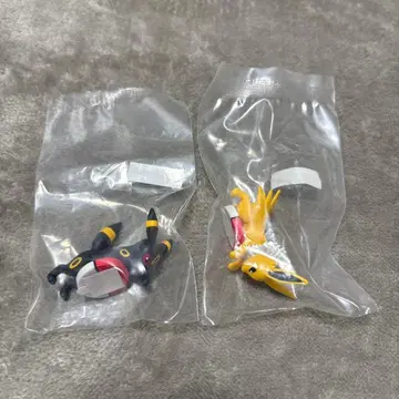 [ 미개봉 ] 포켓몬 제일복권 F상 블래키 & 썬더