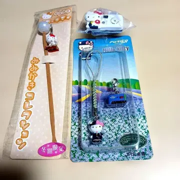 키티 귀이개 컬렉션, 끈 장식