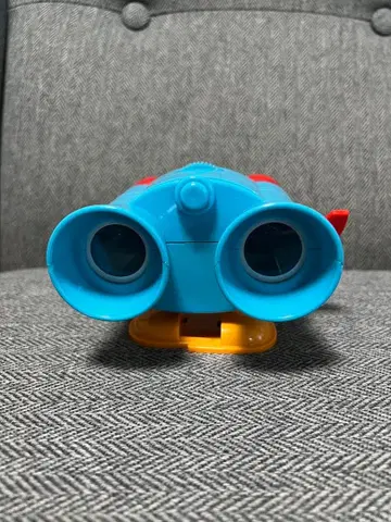 컬러풀한 쌍안경형 완구