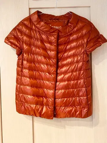 미사용 새상품 정품 헤르노 다운