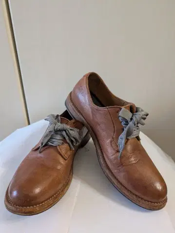 브루넬로쿠치넬리 가죽 레이스업 슈즈