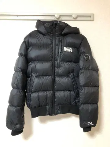 MATIN AVENIR 후드 부착 다운 자켓 블랙