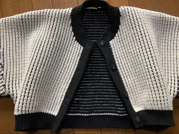 니트 볼륨 숏 기장 미사용