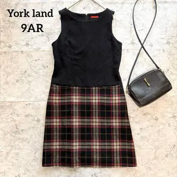 [ Yorkland ] 요크랜드 절개 체크 원피스 오버롤 스커트