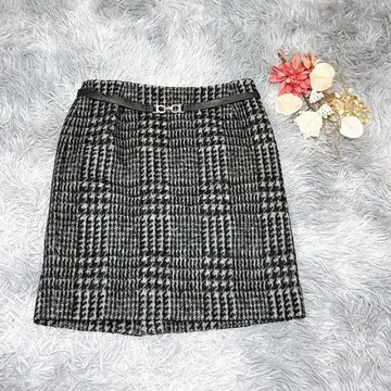 BOSCH 보쉬 (M) 타이트 스커트 무릎 기장 트위드풍 울 알파카 혼방