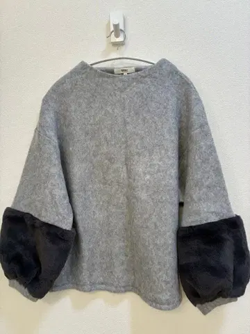 플리스 벌룬 슬리브 스웨터 그레이