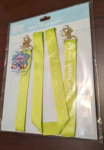 미세스 디즈니 콜라보 스트랩