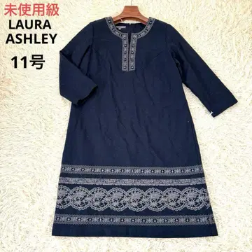 미사용급 울 원피스 네이비 자수 스키퍼 에스닉