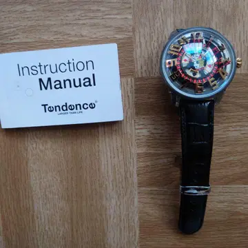 Tandan 아날로그 시계 블랙/골드