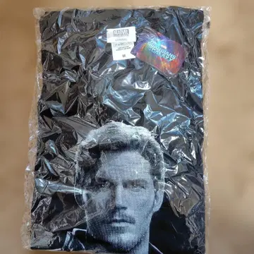 마블 T셔츠 M 사이즈 남성용 미사용 미개봉 새상품 블랙