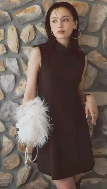 아뉴앙스 컷 조젯 미니 원피스