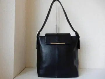 천연 가죽 마리끌레르 B5 대응 숄더백 블랙