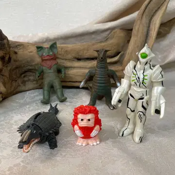 B11528 울트라 괴수 소프트 비닐 5체 세트 반다이 각인 있음