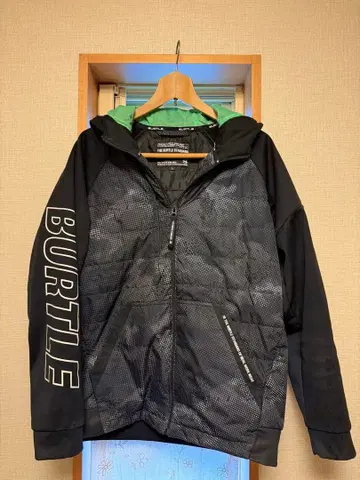 레어 BURTLE 한정판 방한 카모플라주 후디 자켓 L3210