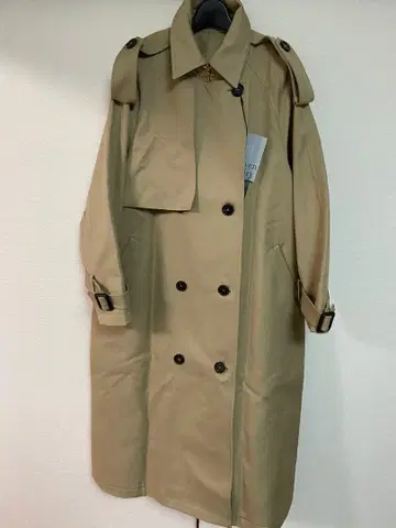 택 포함 새상품 미사용품 세븐 페어리 베이직 트렌치코트