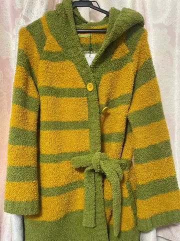 호코모모라 파자마 가운