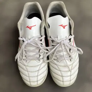 미즈노 모나시다 축구화 화이트/레드 26.5