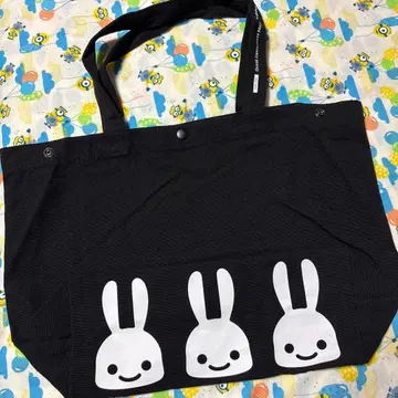 미사용 새상품 CUNE 오치비상 토끼 프린트 토트백 블랙