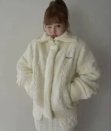 Mary quilting knit jacket andmary ivory