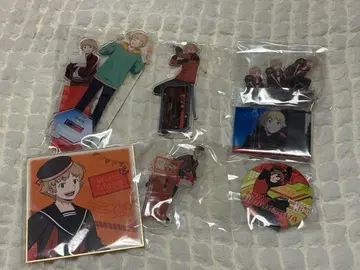 월드 트리거 미나미사와 우미 아크릴 스탠드 캔뱃지 세트