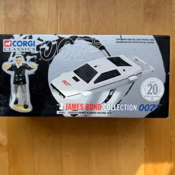 JAMES BOND COLLECTION 007