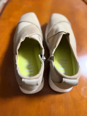 fitfit 지퍼 컴포트 베이지 슬립온 23.5cm