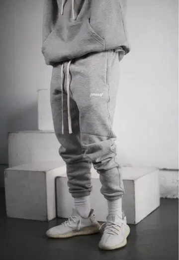 Pvot 그레이 조거 팬츠