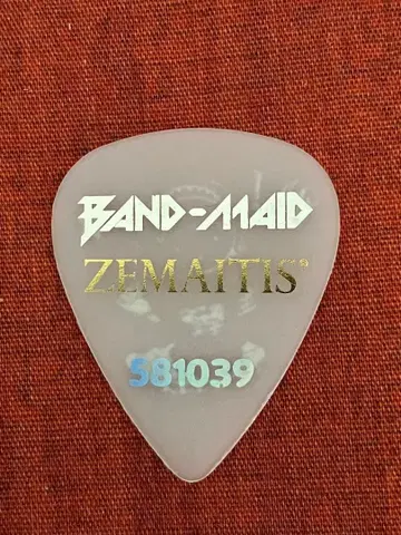 BAND-MAID 코바토 미쿠 피크