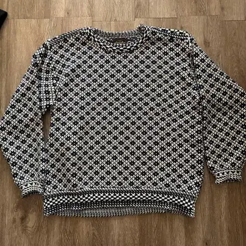 SUNNY SPORTS 사니스포츠 스웨터 올 패턴